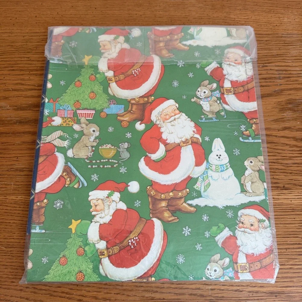 Vintage 1982 Current Inc Christmas Gift Wrap Assortment Santa Quilt
